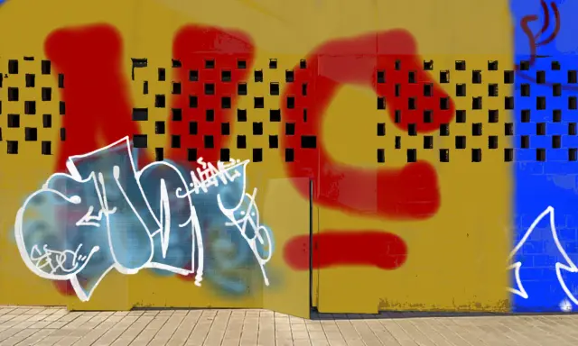 Graffiti artwork by emot