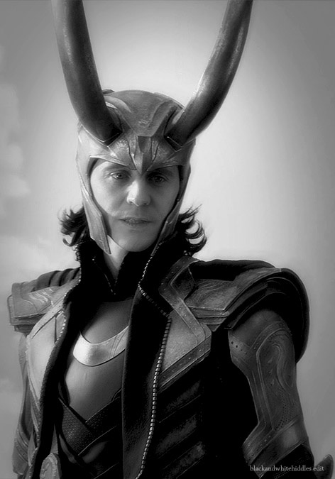 Tom Hiddleston (6).jpg