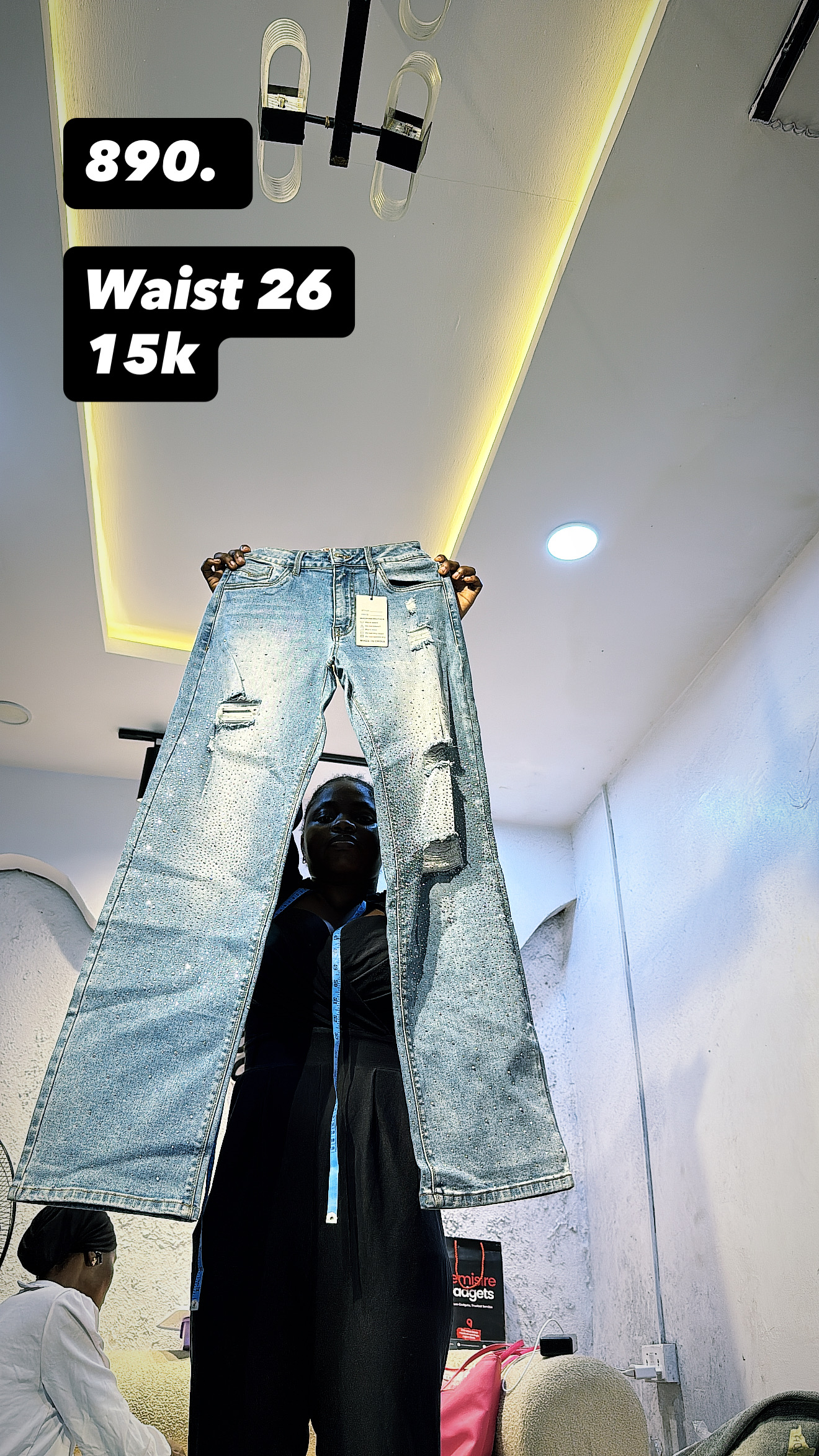 Waist 26