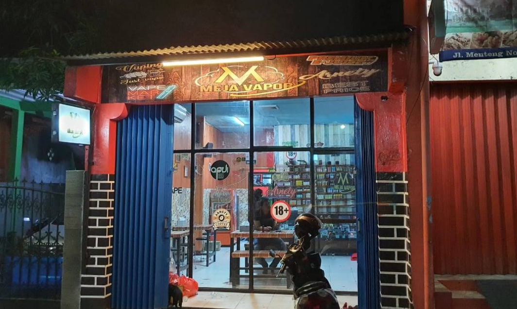 Meja vapor dan coffee kongkow