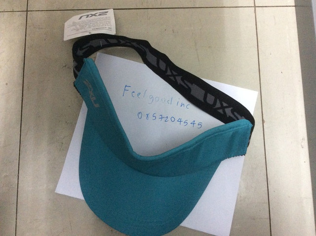 2xu hat1