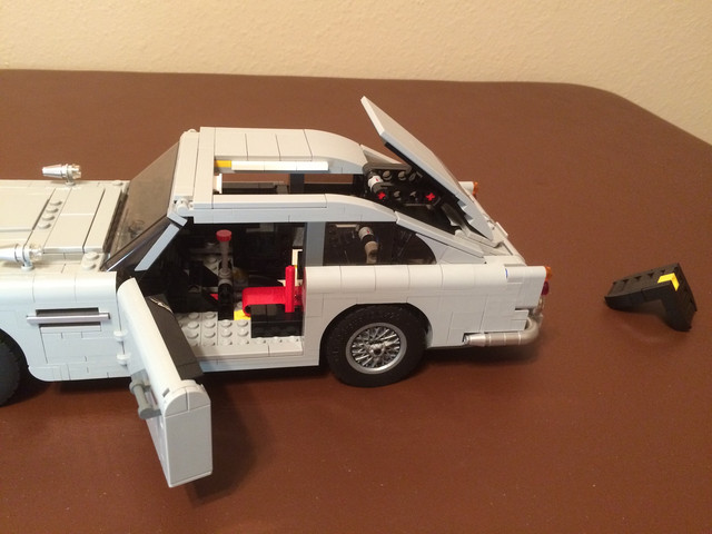 Lego DB5 16.jpg