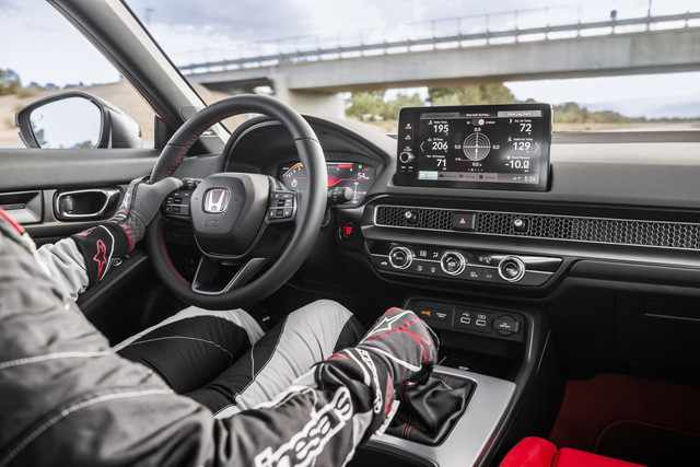 2023-Honda-Civic-Type-R-22