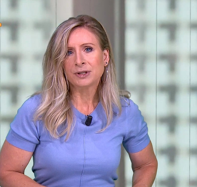 26928