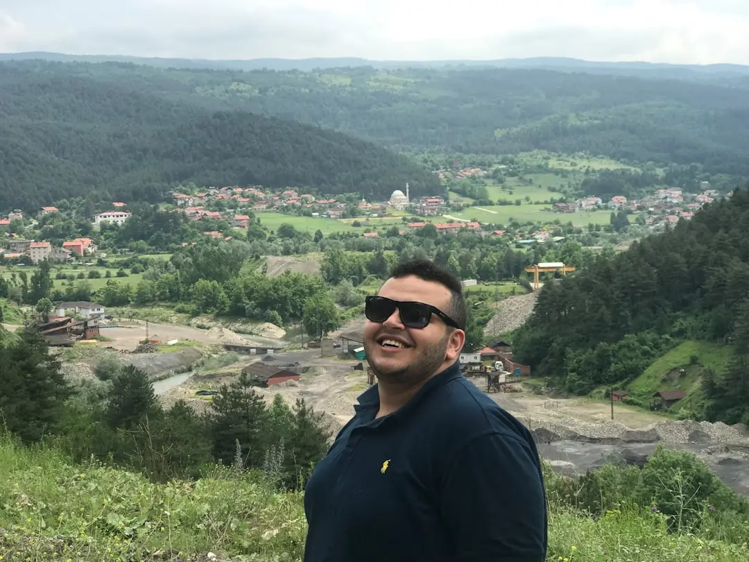 Parcul lui Steve din Atlanta Woodland se desfășoară