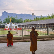 200