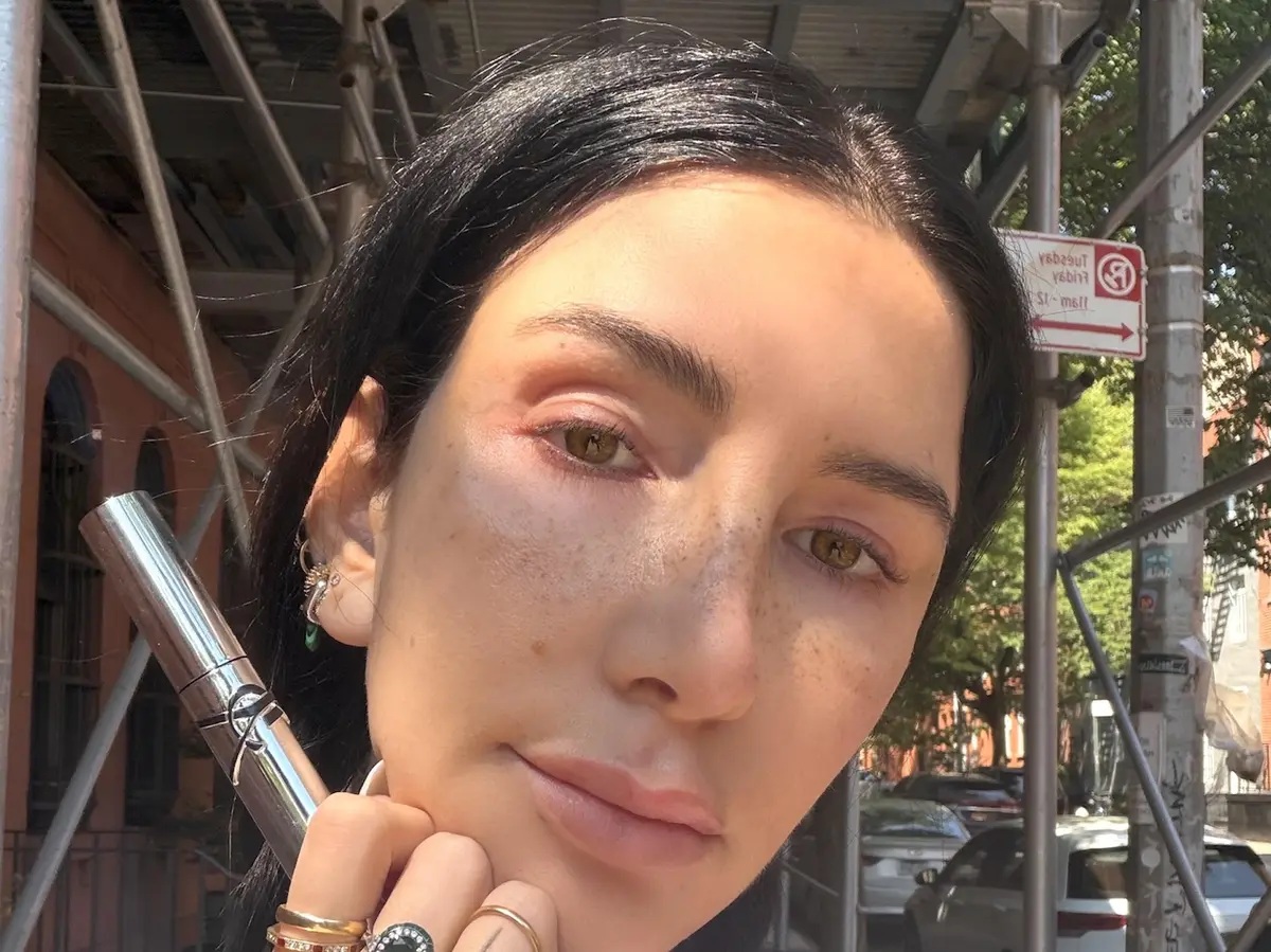 Mascara YSL: Gene spectaculoase, ca după un lifting profesional