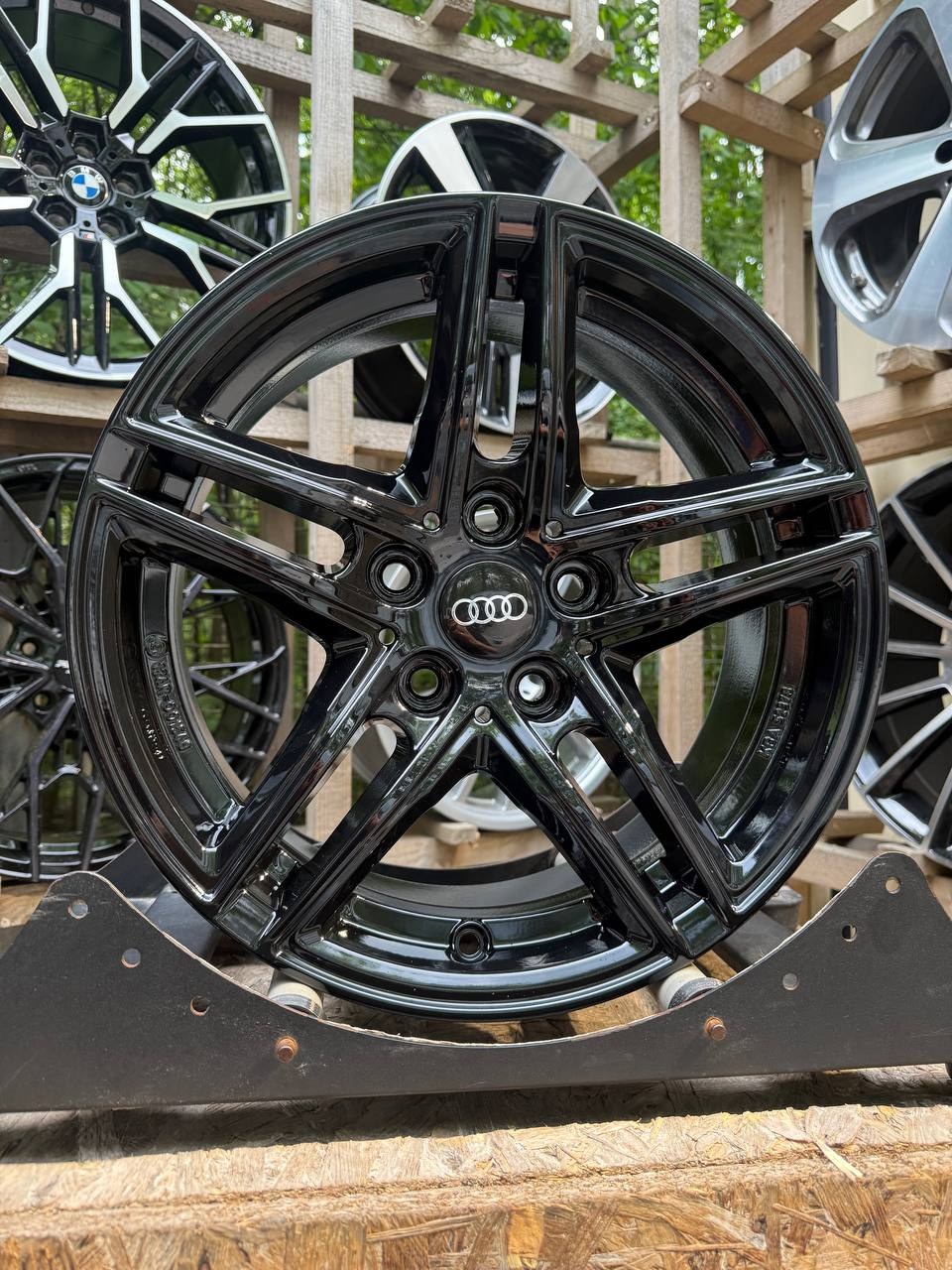 Диски Відновлені | N26 Диски 16" 5*112 6.5J ET22 DIA 66.6 Black Gloss R16 5*112 — купити у Львові