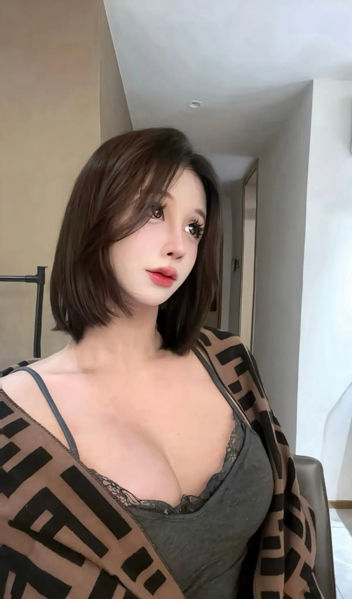 중국 쉬멜 쇼청 실사 프로필 세번째 상세 이미지