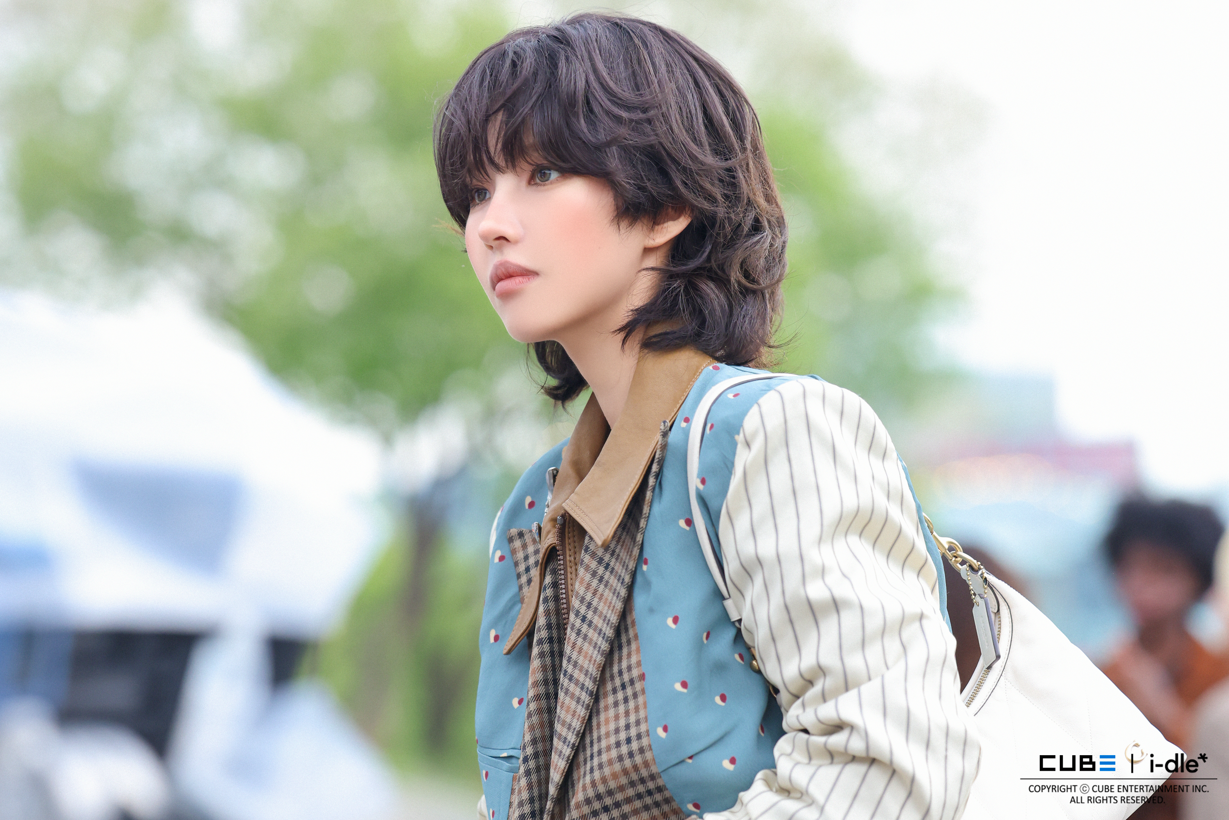 i dle (아이들) 소연 Coach 가을 캠페인 촬영 비하인드 10