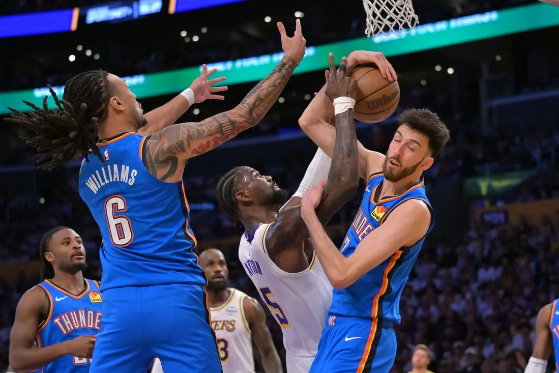 Thunder Overwhelm Lakers in Second Half, Take Commanding 3-0 Series Lead