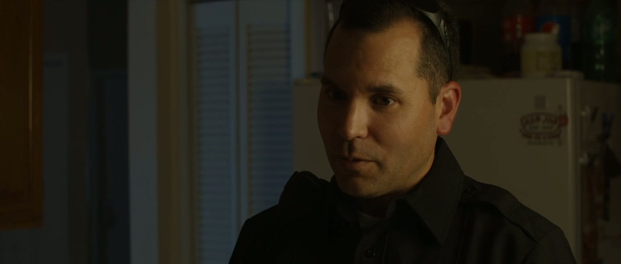 The Girl in Cabin 13 Screenshot