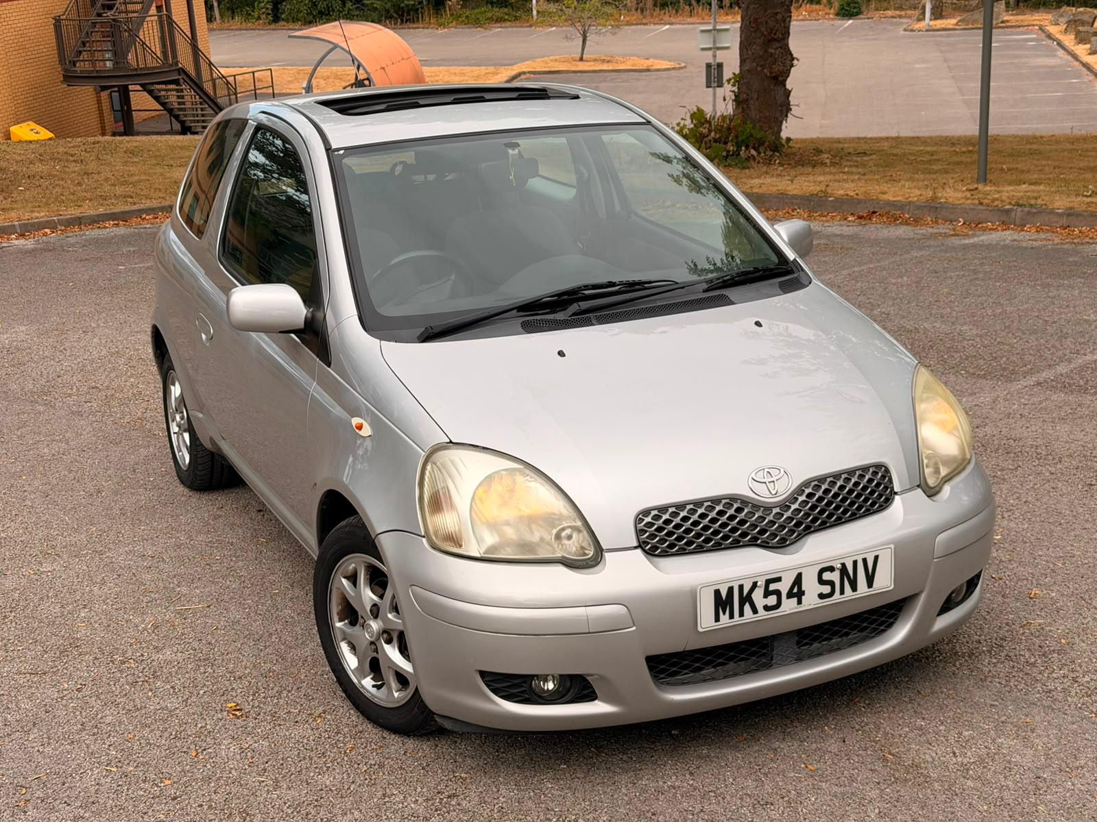 2004 Toyota Yaris