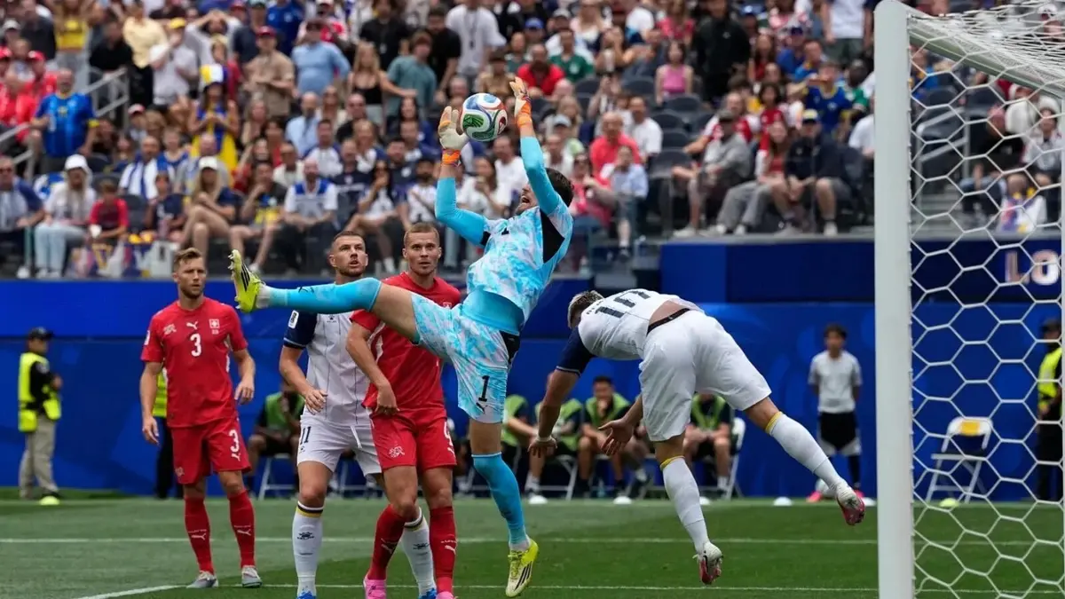 Elveția a zdrobit Bosnia în ultimul minut de joc, 4-1