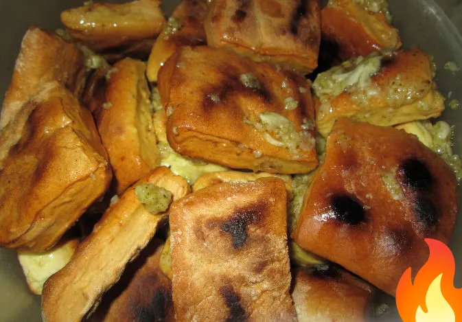 Постер Пампушки с чесночным соусом