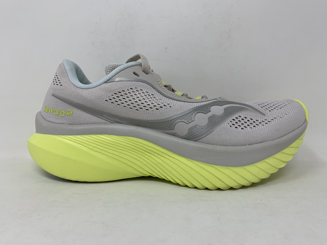 Women's Saucony Kinvara 15, Moon/Sunny, 6 B Medium US main product image