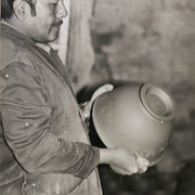 Artesano trabajando