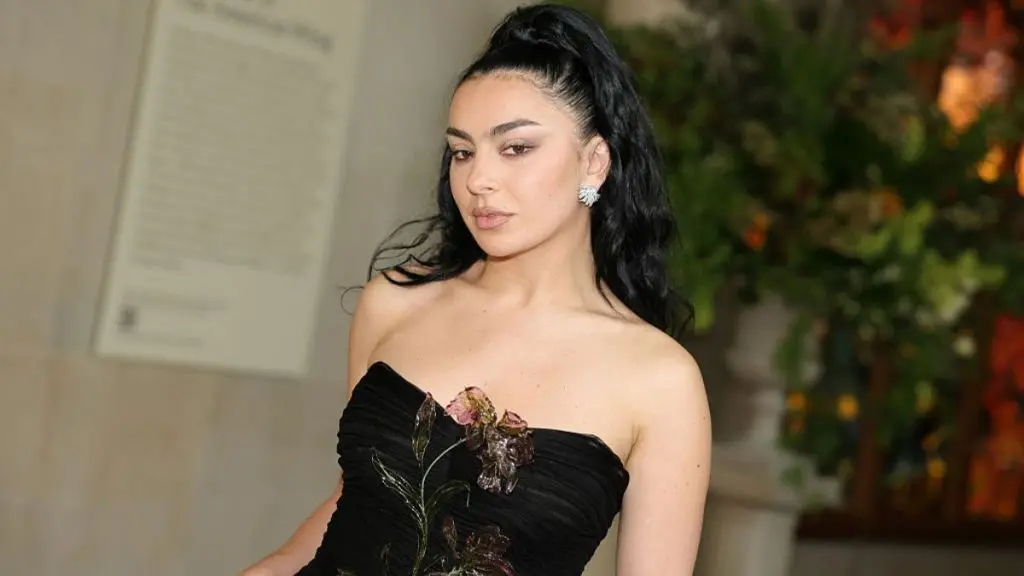 Charli XCX Turns Heads with Daring Braless Look in New Photos