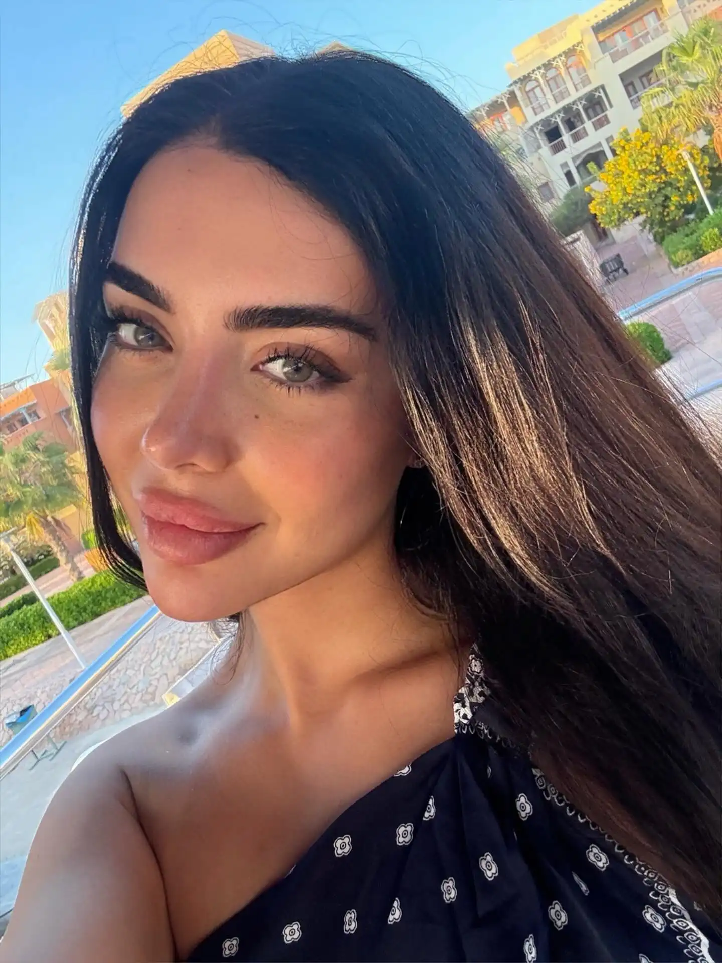 Hanine Zaiter Wallpapers Insta Sport Bio (20)