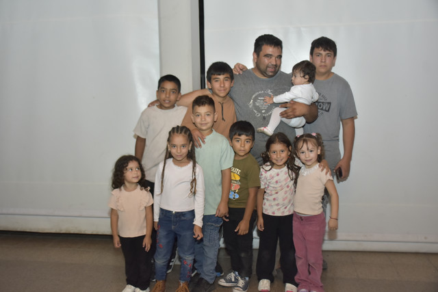 EMA8734.jpg