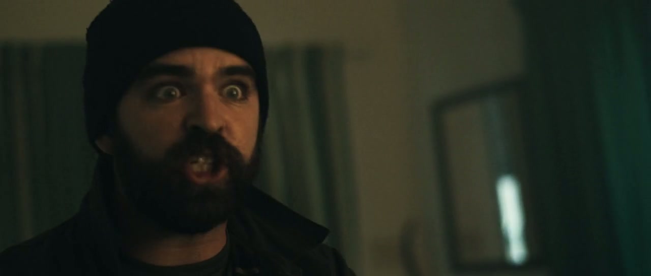 Stranger in the Woods Screenshot