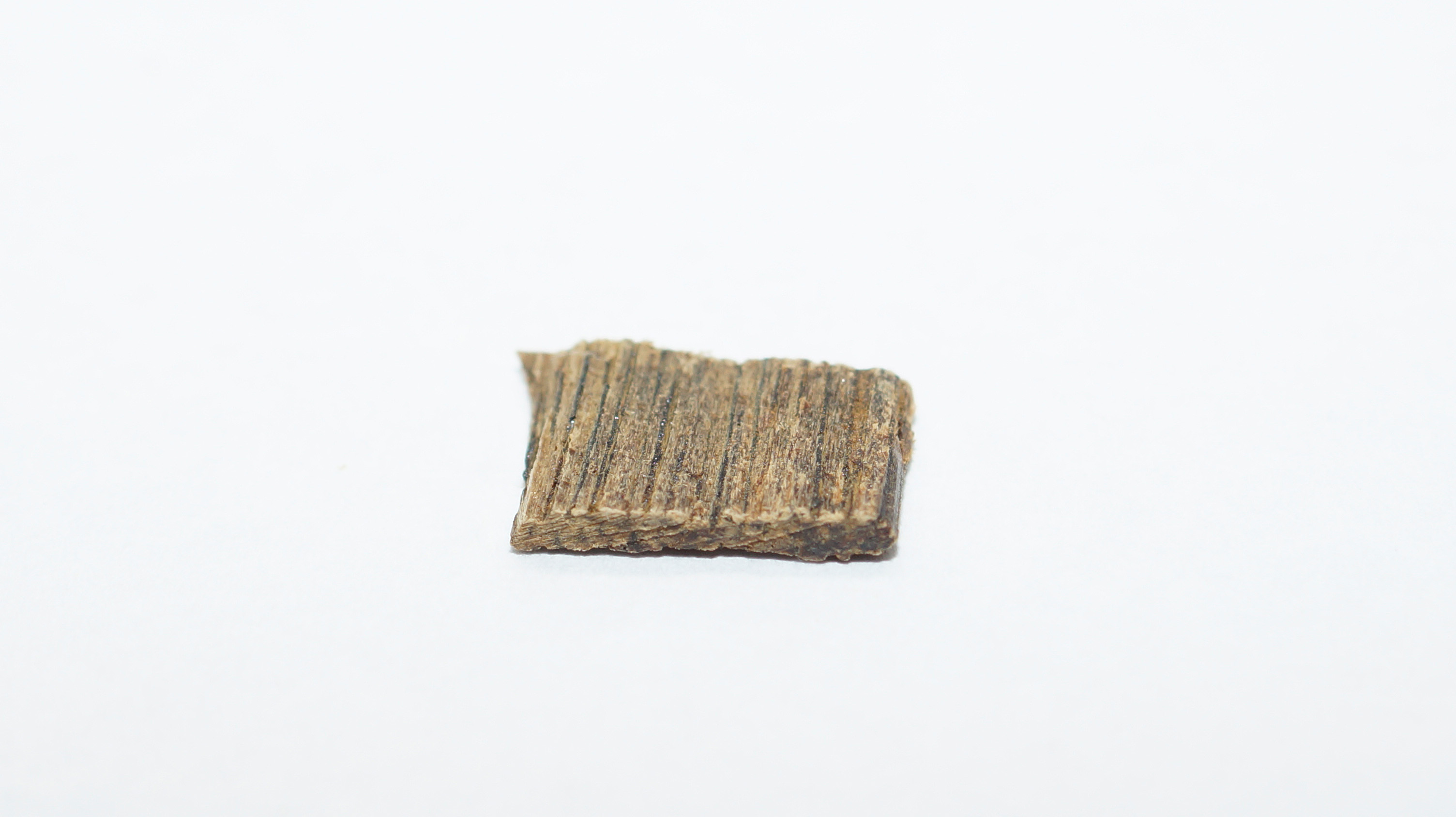 [Ouddict.com] Oud Wood