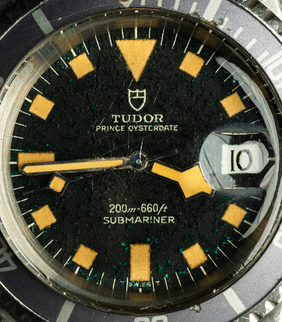 Tudor-Snowflake-32