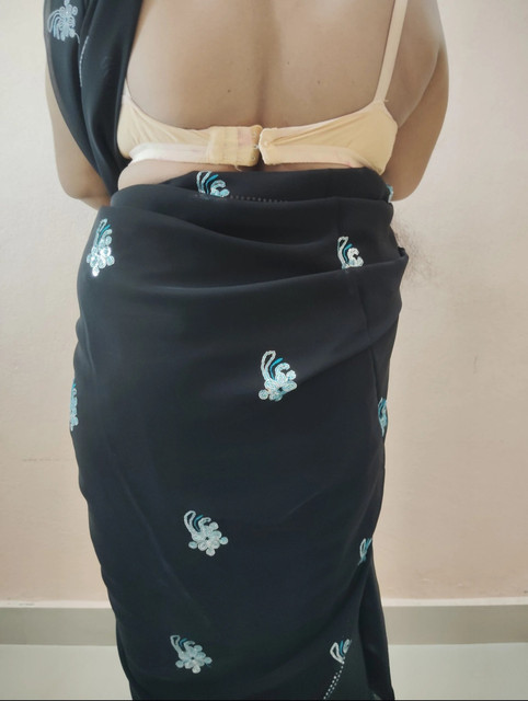 Wife Mom Aunty ki incest dunia with pics & Gifs