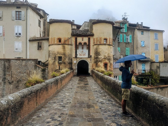 guess009.jpg