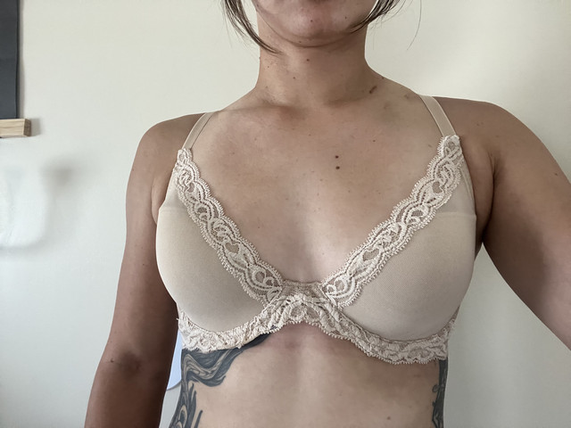 right cup (left in image) seems slightly less filled out at top