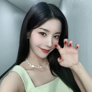 IZ*ONE-Eunbi 權恩妃
