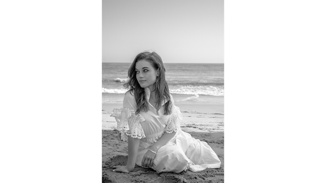 8-Story-Rain-Jane-Levy