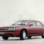 1983. Renault 25