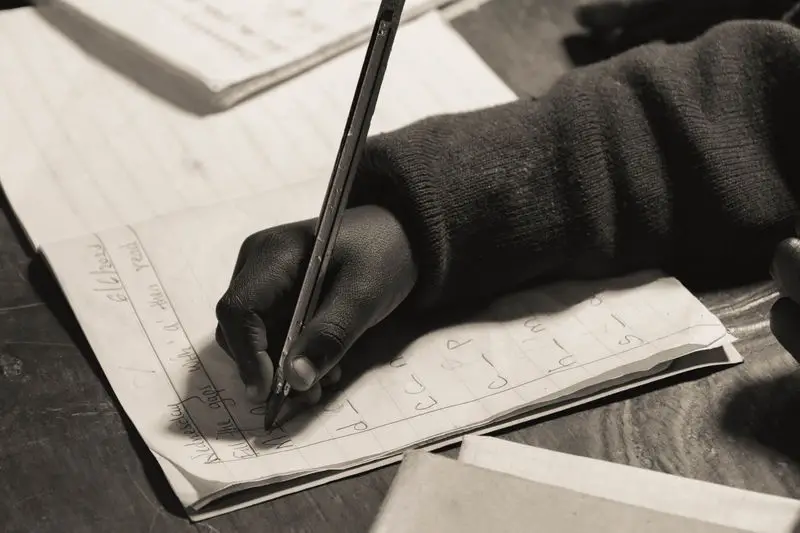 What Happens to Your Memory When You Actually Write Things Down