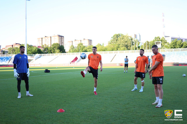 JET-7083.jpg
