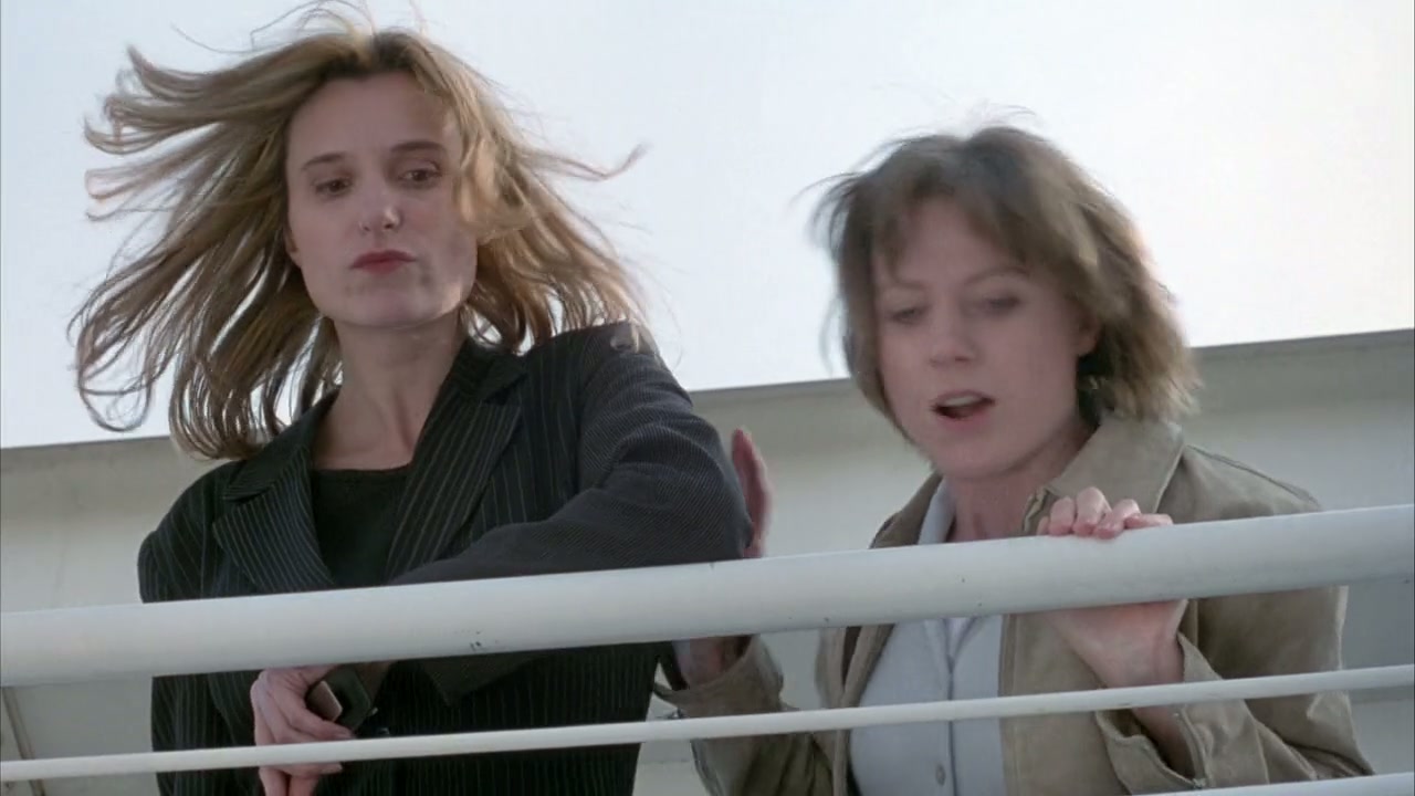 Career Girls Screenshot