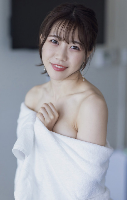 045