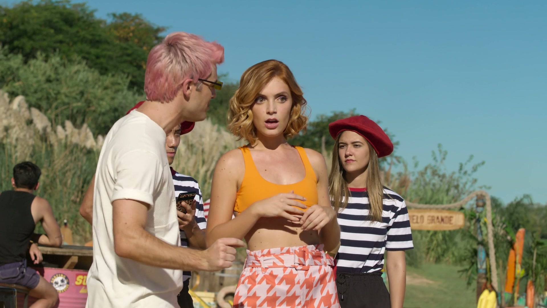 Secrets of Summer Screenshot