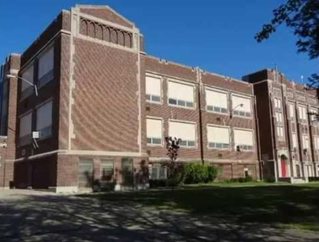 pryor elem sch.jpg