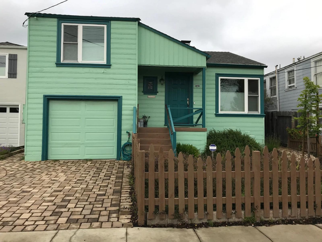  Custom homes