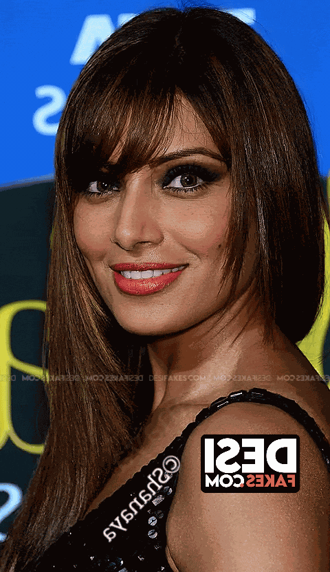 flipped-55-Bipasha-Basu-1.gif
