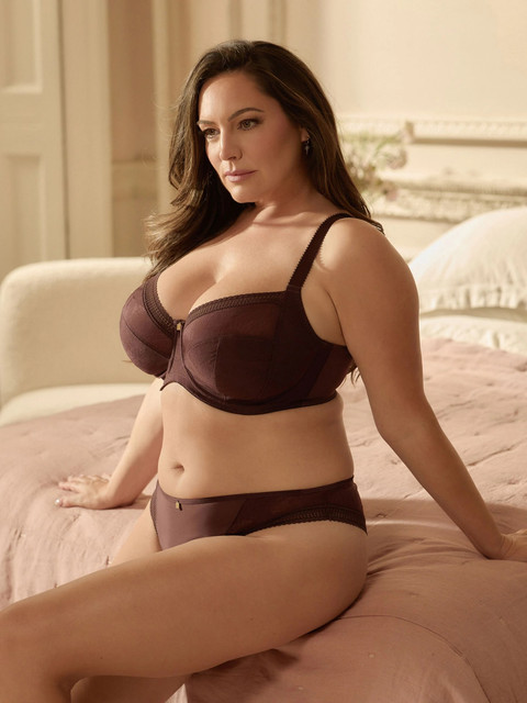 Kelly (55)