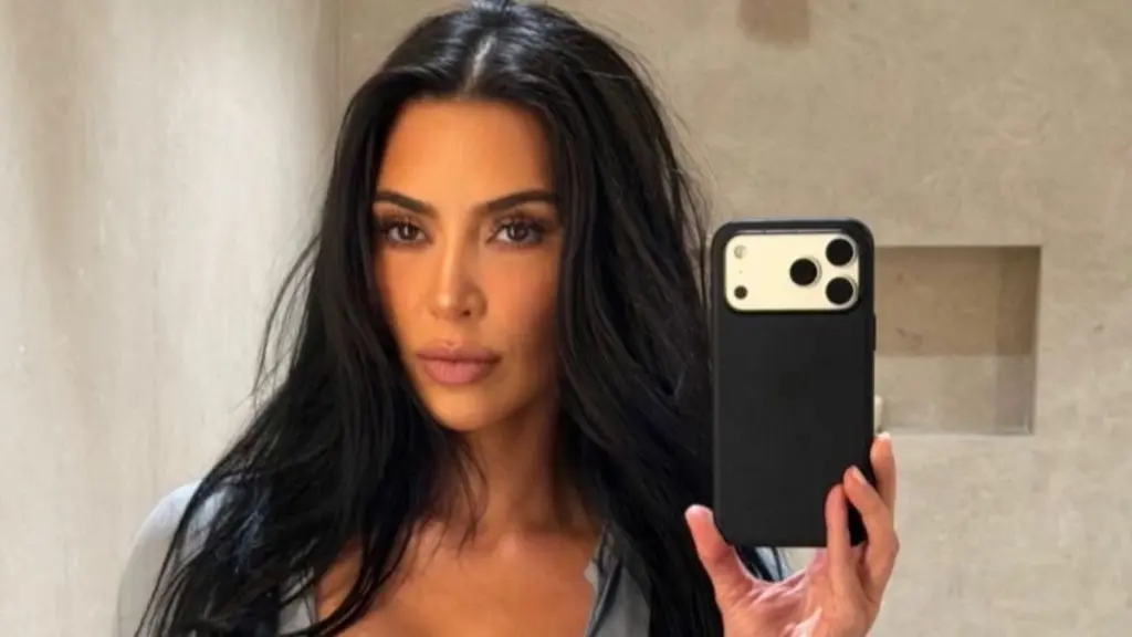 Kim Kardashian aduce Glamour WAG la Monaco
