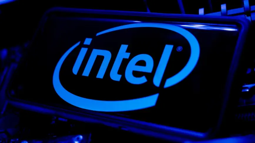 Advanced Chip Machine Begins Production Sooner Than Expected