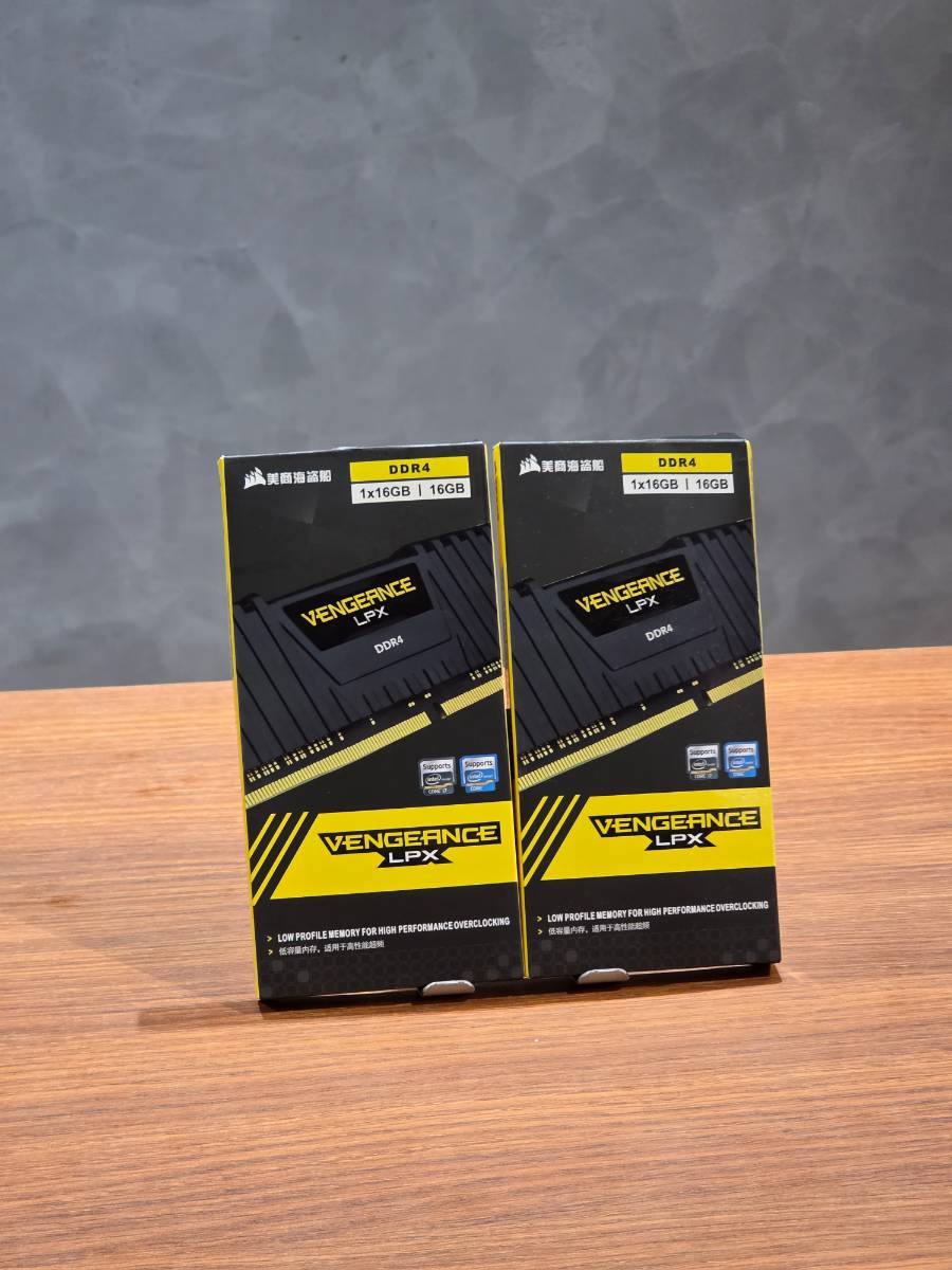 Kit Memória RAM Corsair Vengeance LPX DDR4 2x16GB 3200MHz