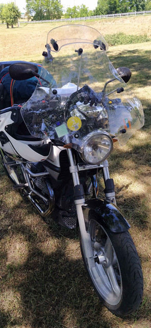 Guzzi-3