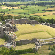 Denbigh-Castle-03