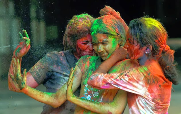 [Image: Happy-Holi-2014-15-2.jpg]