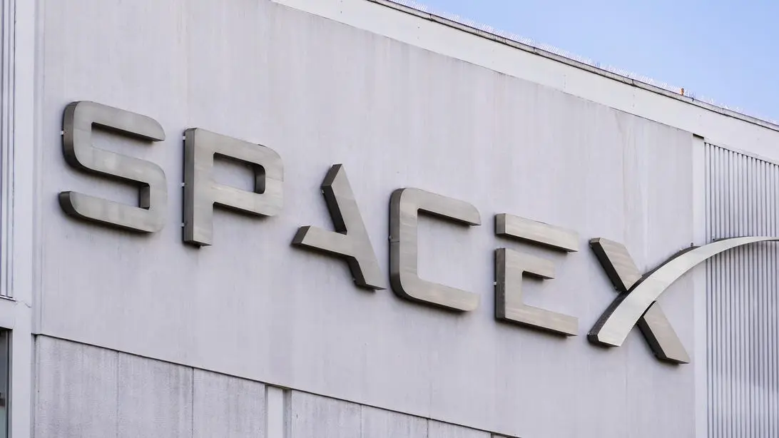 Mystery AI Device Unveiled by SpaceX to Investors