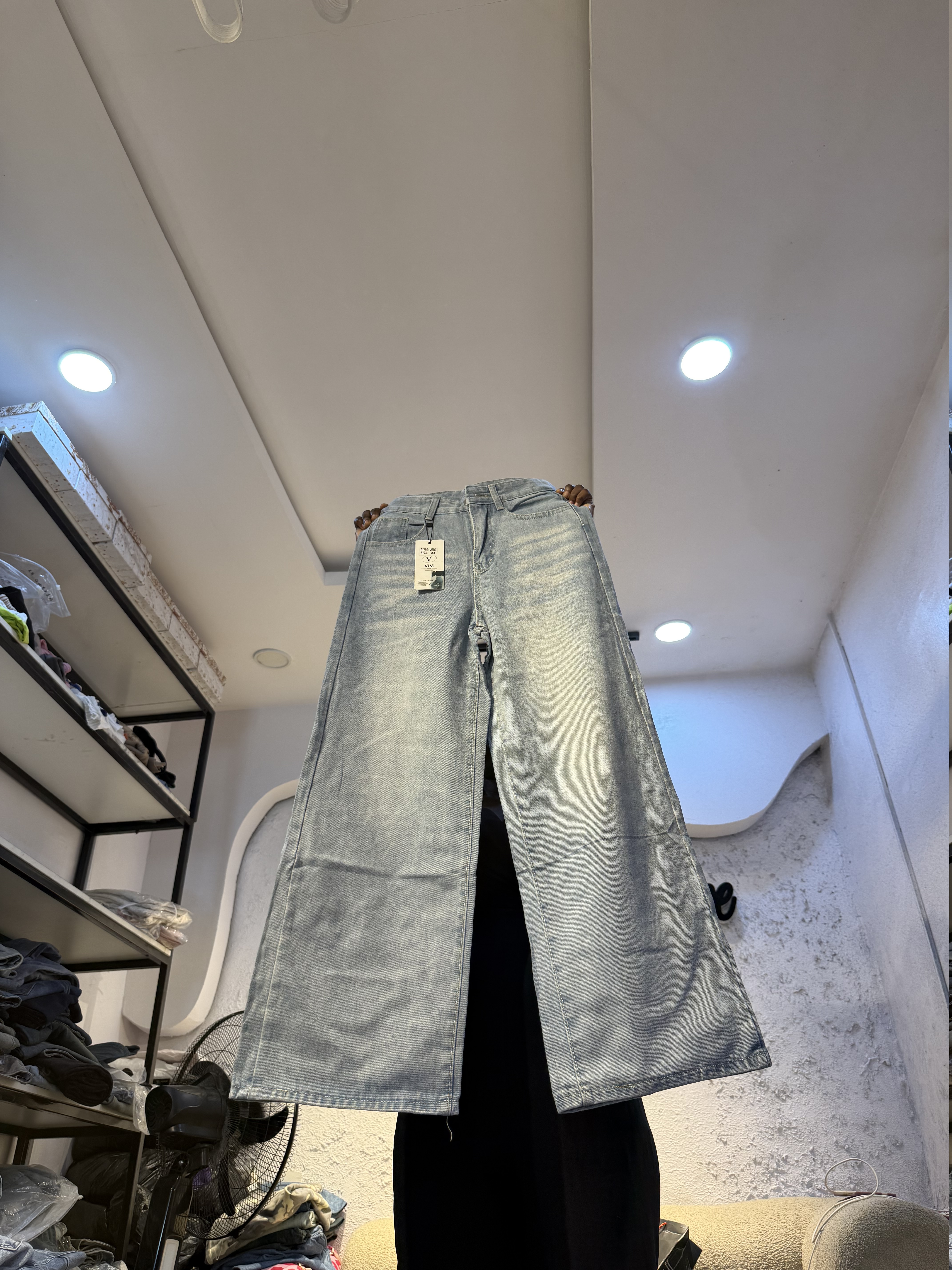 Waist 28